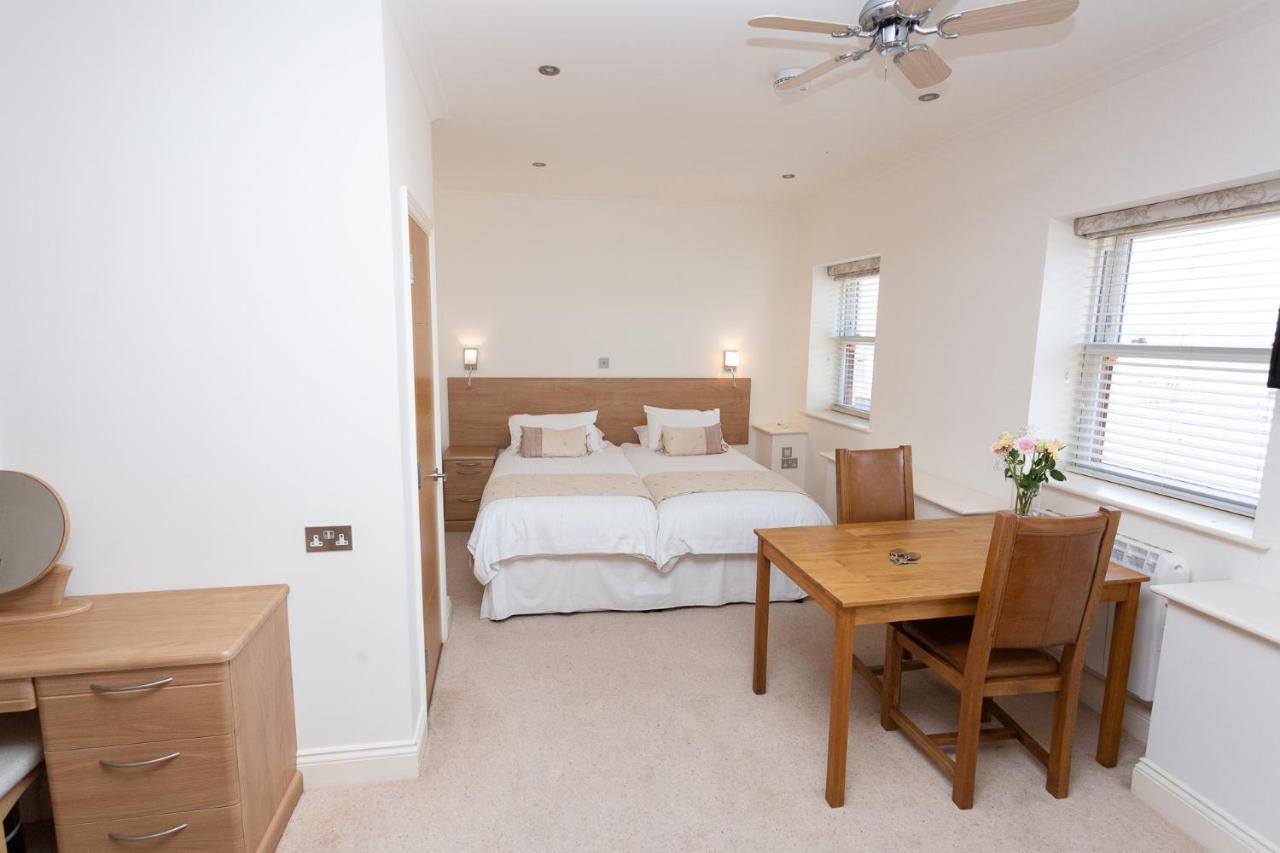 Porthole Suites St Aubin Buitenkant foto