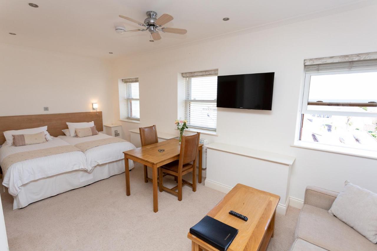 Porthole Suites St Aubin Buitenkant foto