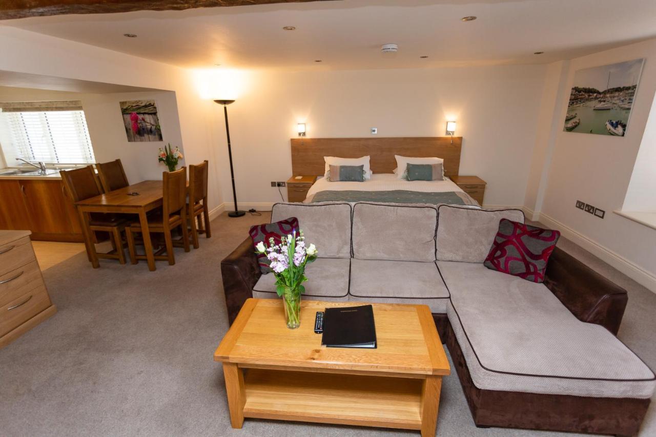 Porthole Suites St Aubin Buitenkant foto
