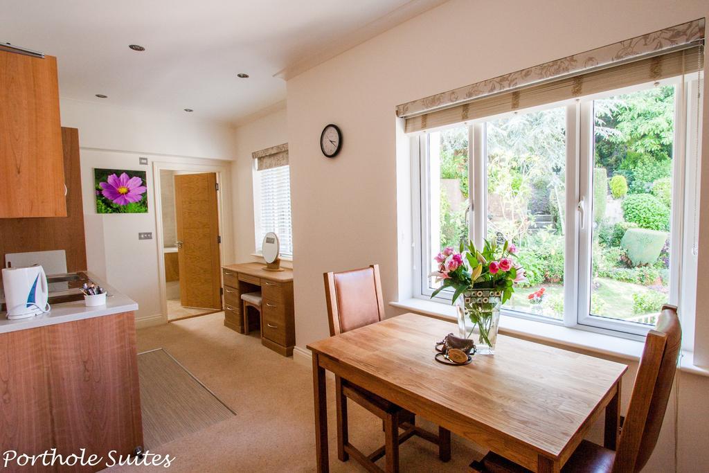 Porthole Suites St Aubin Buitenkant foto