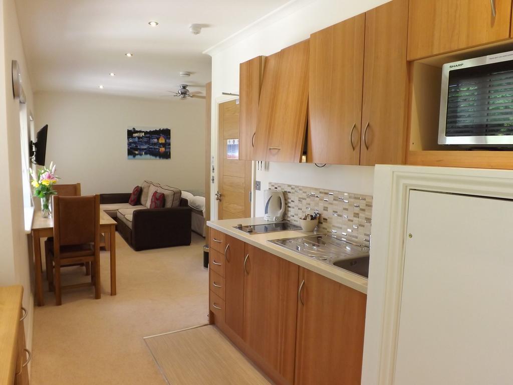 Porthole Suites St Aubin Buitenkant foto